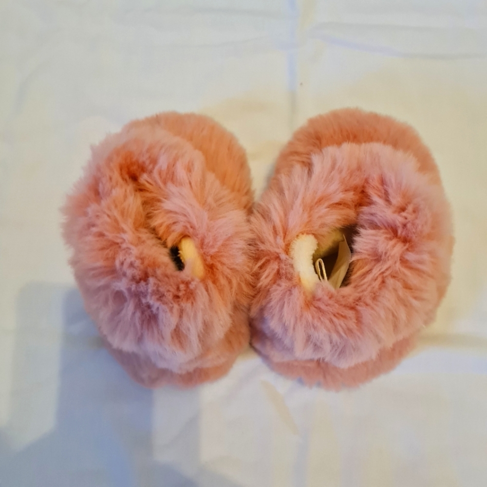 Toddler girls fuzzy boots
